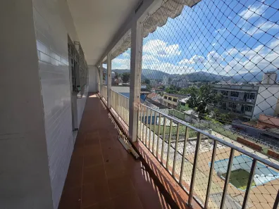 Apartamento com 3 Quartos para alugar, 150m² no Tanque, Rio de Janeiro