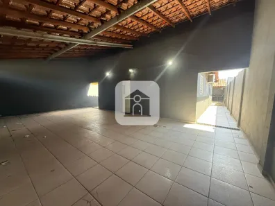 Casa com 3 Quartos para alugar, 140m² no Taiaman, Uberlândia