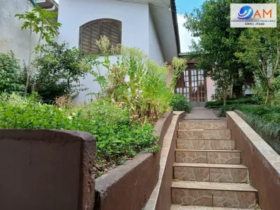 Casa com 1 Quarto para alugar, 50m² no Vila Gilcy, Campo Largo