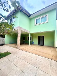 Casa com 3 Quartos à venda, 250m² no Lagoa, Macaé