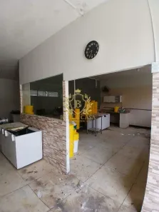 Galpão/Depósito/Armazém para alugar, 35m² no Parque Burle, Cabo Frio