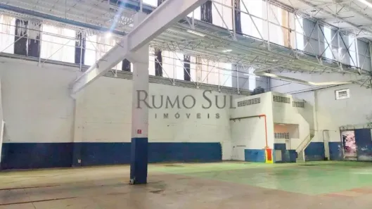 Galpão/Depósito/Armazém para alugar, 1300m² no Jardim São Luís, São Paulo