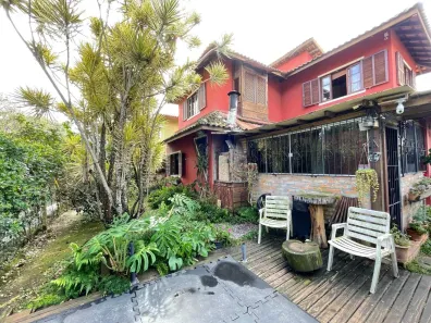 Casa com 3 Quartos à venda, 150m² no Rio Tavares, Florianópolis