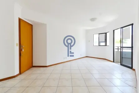 Apartamento com 3 Quartos para alugar, 81m² no Centro, Florianópolis