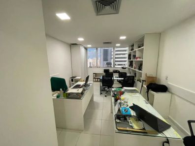 Sala Comercial à venda, 60m² no Caminho das Árvores, Salvador