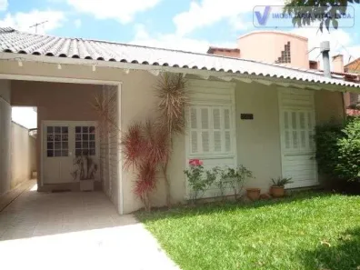 Casa com 2 Quartos à venda, 177m² no Rio Branco, Canoas