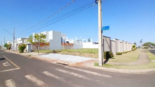 Lote/Terreno à venda, 286m² no Grand Ville, Uberlândia