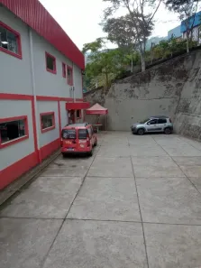 Galpão/Depósito/Armazém para alugar no Pedro do Rio, Petrópolis