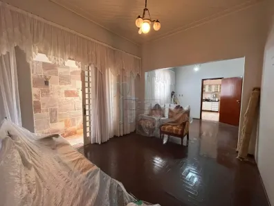 Casa com 3 Quartos à venda, 165m² no Vila Tibério, Ribeirão Preto