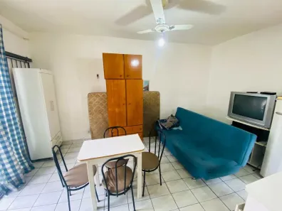 Kitnet para alugar, 32m² no Ocian, Praia Grande