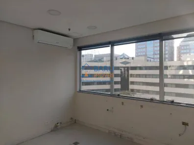 Sala Comercial à venda, 33m² no Chácara Santo Antônio (Zona Sul), São Paulo