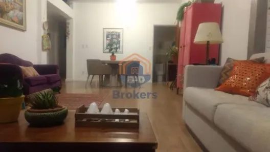 Sobrado com 3 Quartos à venda, 250m² no Jardim Messina, Jundiaí