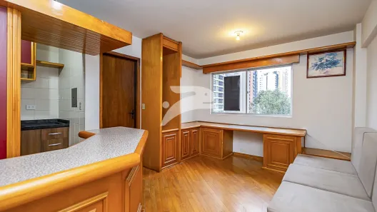 Apartamento com 1 Quarto para alugar, 33m² no Centro, Curitiba