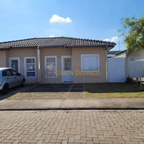 Casa de Condomínio com 2 Quartos à venda, 40m² no Vila São Benedito, Pindamonhangaba