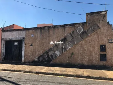 Casa com 2 Quartos à venda, 84m² no Cidade Nova, Uberaba