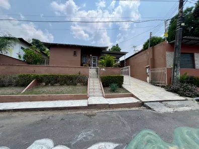 Casa com 3 Quartos à venda, 212m² no Aleixo, Manaus
