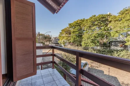 Casa com 3 Quartos à venda, 164m² no São Geraldo, Porto Alegre