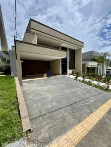 Casa com 3 Quartos para alugar, 200m² no Jardins Nápoles, Senador Canedo
