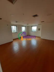 Sala Comercial à venda, 80m² no Santo Amaro, São Paulo