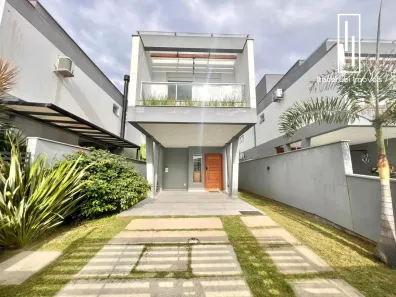 Casa de Condomínio com 3 Quartos à venda, 147m² no Campeche, Florianópolis