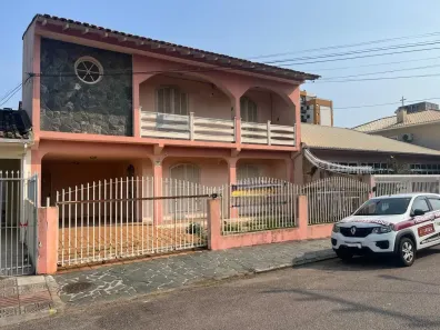 Casa com 4 Quartos à venda, 200m² no Balneário, Florianópolis