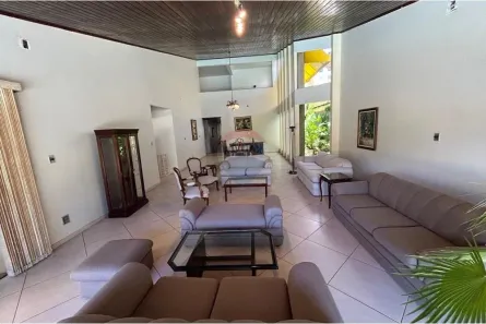 Casa com 6 Quartos à venda, 675m² no Grageru, Aracaju