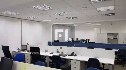Sala Comercial para venda ou aluguel, 204m² no Vila São Francisco (Zona Sul), São Paulo