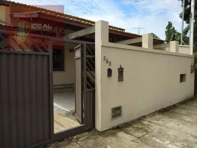 Casa com 3 Quartos à venda, 229m² no Parque Caju, Campos dos Goytacazes