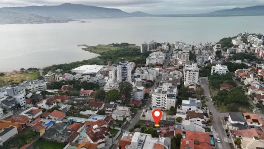 Lote/Terreno à venda, 560m² no Coqueiros, Florianópolis