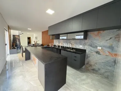 Sobrado com 3 Quartos à venda, 180m² no Jardim do Lago, Atibaia