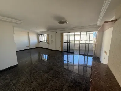 Apartamento com 3 Quartos à venda, 136m² no Varjota, Fortaleza