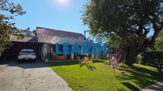 Casa com 4 Quartos para alugar, 400m² no Jurerê Internacional, Florianópolis