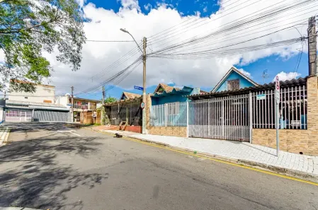 Casa com 3 Quartos à venda, 168m² no Cidade Industrial, Curitiba