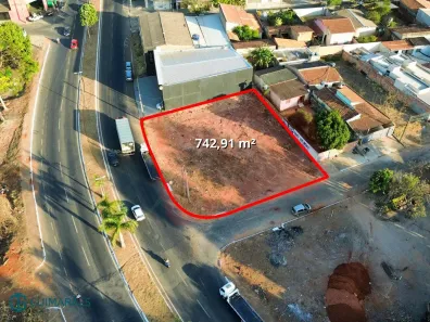 Lote/Terreno à venda, 742m² no Residencial Juscelino Kubitschek, Goiânia