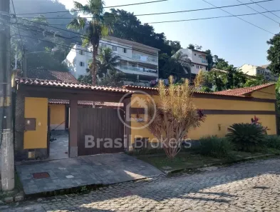 Casa de Condomínio com 3 Quartos à venda, 312m² no Taquara, Rio de Janeiro