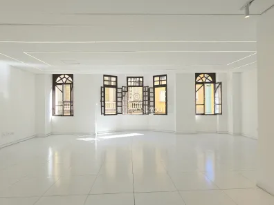 Sala Comercial à venda, 70m² no Centro, Curitiba