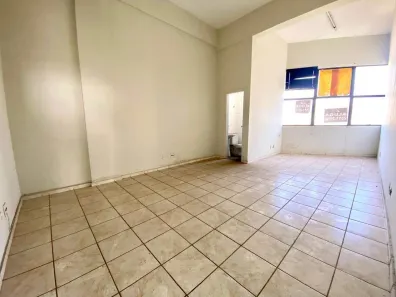 Sala Comercial para alugar, 33m² no Santa Lúcia, Belo Horizonte