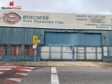 Galpão/Depósito/Armazém para alugar, 695m² no Vila Hortência, Sorocaba