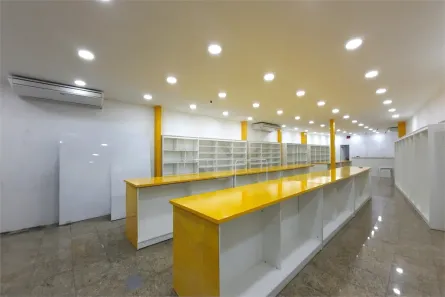 Ponto Comercial para alugar, 390m² no Madureira, Rio de Janeiro