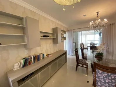 Apartamento com 3 Quartos para alugar, 132m² no Centro, Balneário Camboriú