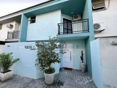 Casa de Condomínio com 3 Quartos à venda, 217m² no Camboinhas, Niterói