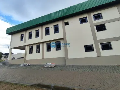 Imóvel Comercial para alugar, 650m² no Jardim das Hortências, Caxias do Sul