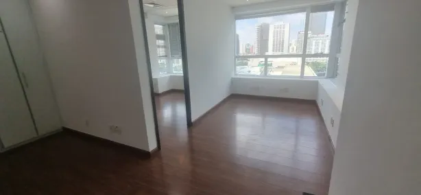 Sala Comercial para alugar, 44m² no Jardim das Acácias, São Paulo