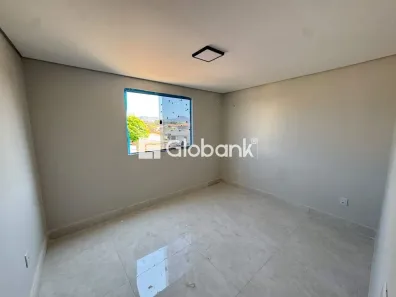 Prédio Comercial com 2 Quartos à venda, 64m² no Todos os Santos, Montes Claros