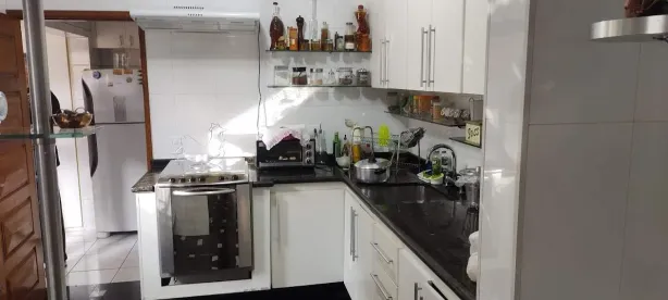 Sobrado com 3 Quartos à venda, 170m² no Chácara Seis de Outubro, São Paulo