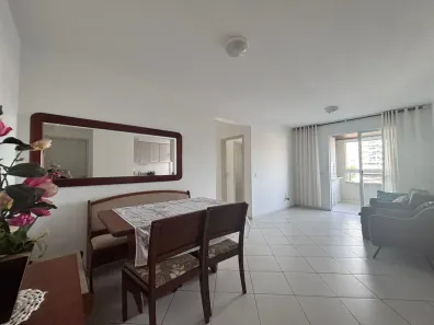 Apartamento com 2 Quartos à venda, 70m² no Barreiros, São José