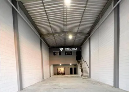 Galpão/Depósito/Armazém para alugar, 290m² no Jardim Piazza di Roma, Sorocaba