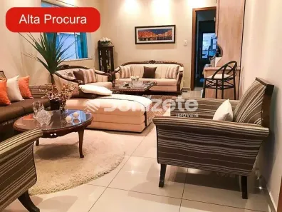 Sobrado com 4 Quartos à venda, 350m² no Jardim, Santo André