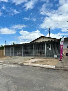 Casa com 3 Quartos à venda, 240m² no Parque João Braz - Cidade Industrial, Goiânia