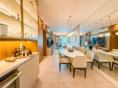 Apartamento com 3 Quartos à venda, 110m² no Jurerê, Florianópolis